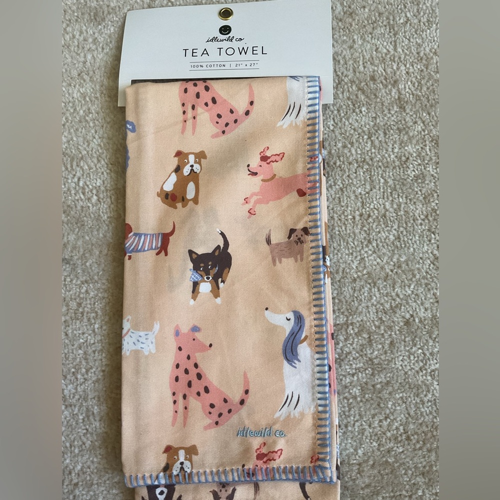 NWT Dog Theme Tea Towel